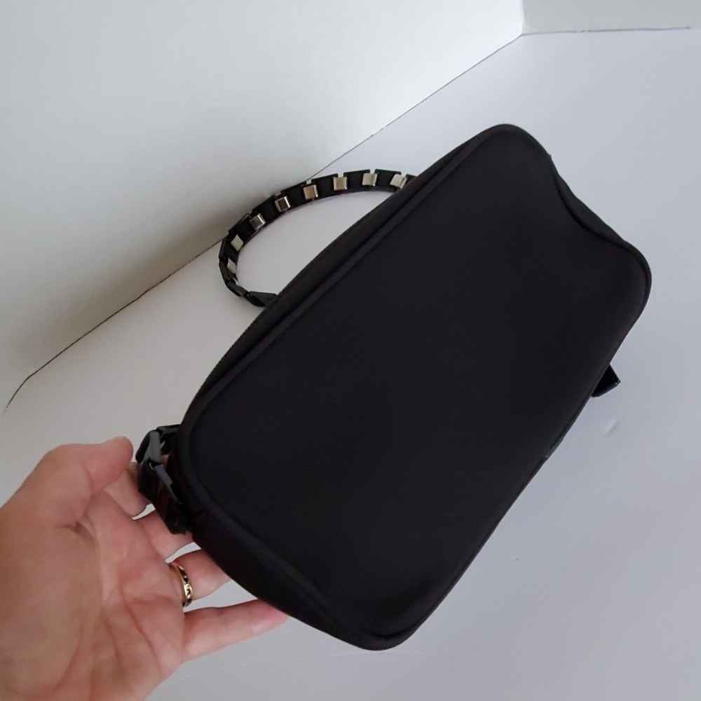 Salvatore Ferragamo Small Shoulder Bag - Picture 8 of 9